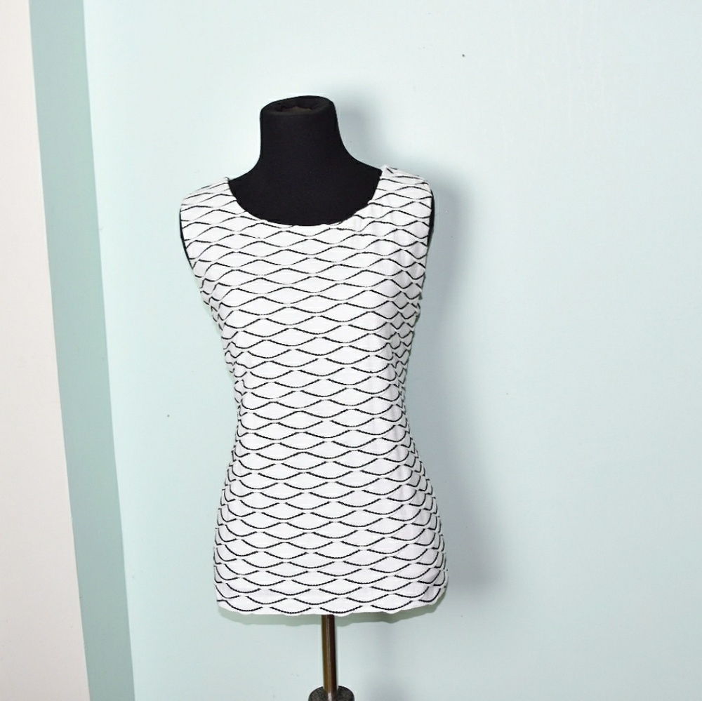 Calvin Klein White and Black Textured Blouse